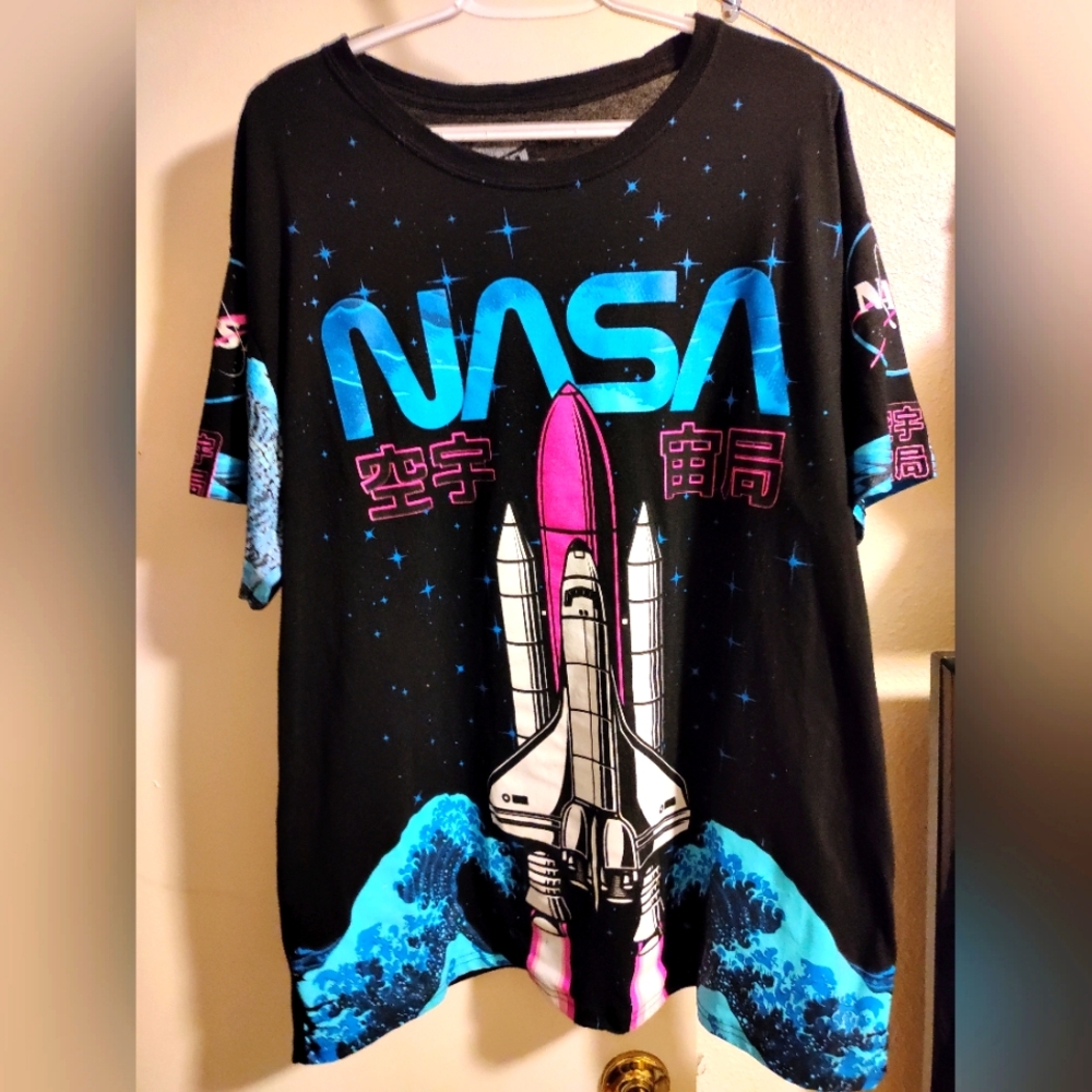 Printed NASA tshirt